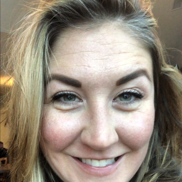 Meet your Posher, Stacey - Picture 1 of 1